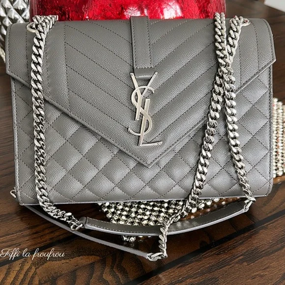 Authentic Yves Saint Laurent Gray envelope medium Bag - Picture 6 of 14